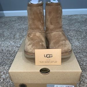 Toddler Girls Classic UGG size 11